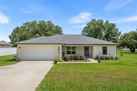 House in Citra, Florida 3 bedrooms, 133.13 sq.m. № 2222244