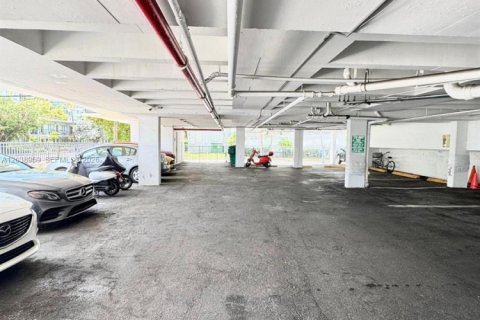 Condominio en venta en Miami Beach, Florida, 1 dormitorio, 63.17 m2 № 2177953 - foto 29