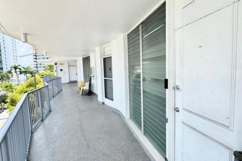Condominio en venta en Miami Beach, Florida, 1 dormitorio, 63.17 m2 № 2177953 - foto 7