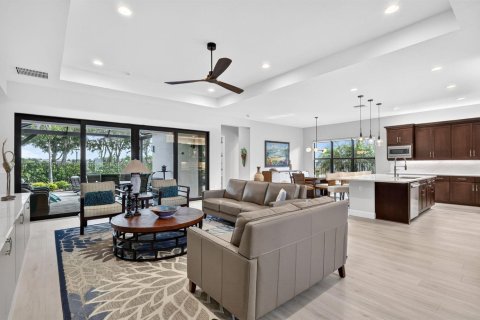 Villa ou maison à vendre à Port St. Lucie, Floride: 3 chambres, 260.03 m2 № 2348442 - photo 12
