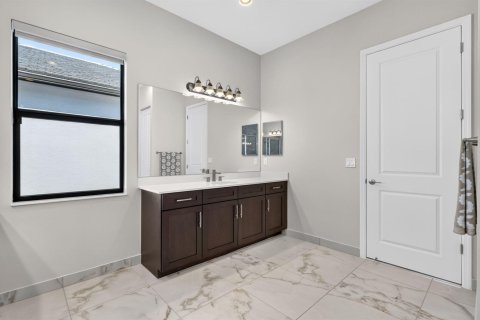 Villa ou maison à vendre à Port St. Lucie, Floride: 3 chambres, 260.03 m2 № 2348442 - photo 29