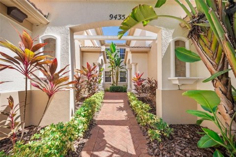 Copropriété à vendre à Bradenton, Floride: 3 chambres, 217.67 m2 № 2380844 - photo 2