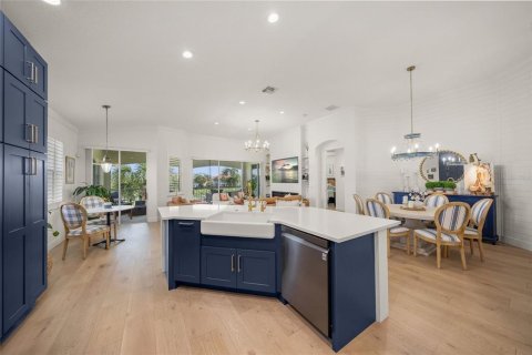 Copropriété à vendre à Bradenton, Floride: 3 chambres, 217.67 m2 № 2380844 - photo 9