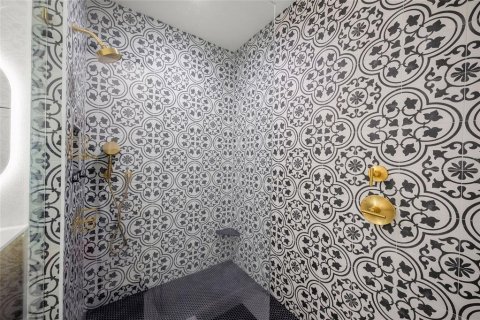 Copropriété à vendre à Bradenton, Floride: 3 chambres, 217.67 m2 № 2380844 - photo 24