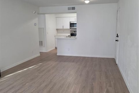 Купить кондоминиум в Орландо, Флорида 3 комнаты, 58.25м2, № 1809889 - фото 16