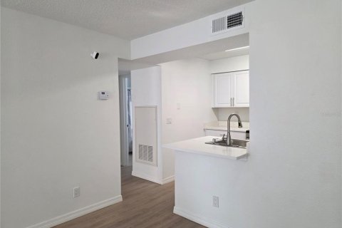 Купить кондоминиум в Орландо, Флорида 3 комнаты, 58.25м2, № 1809889 - фото 17