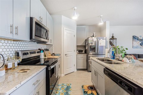 Touwnhouse à vendre à Brandon, Floride: 3 chambres, 141.68 m2 № 1296553 - photo 20