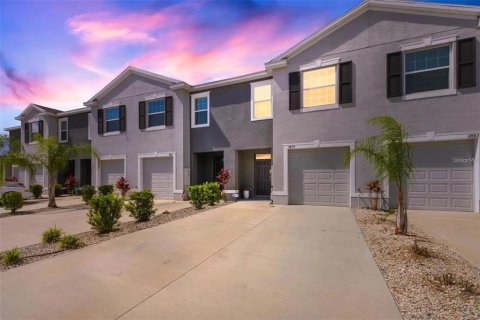 Touwnhouse à Odessa, Floride 3 chambres, 155.43 m2 № 2385898