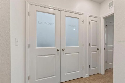 Touwnhouse à louer à Odessa, Floride: 3 chambres, 155.43 m2 № 2385898 - photo 22