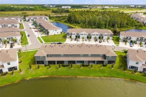 Touwnhouse à louer à Odessa, Floride: 3 chambres, 155.43 m2 № 2385898 - photo 3