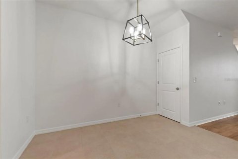 Touwnhouse à louer à Odessa, Floride: 3 chambres, 155.43 m2 № 2385898 - photo 14