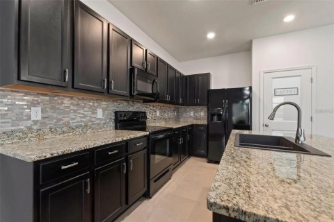 Touwnhouse à louer à Odessa, Floride: 3 chambres, 155.43 m2 № 2385898 - photo 8
