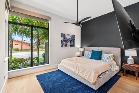 House in Lighthouse Point, Florida 3 bedrooms, 260.59 sq.m. № 2086934 - photo 23