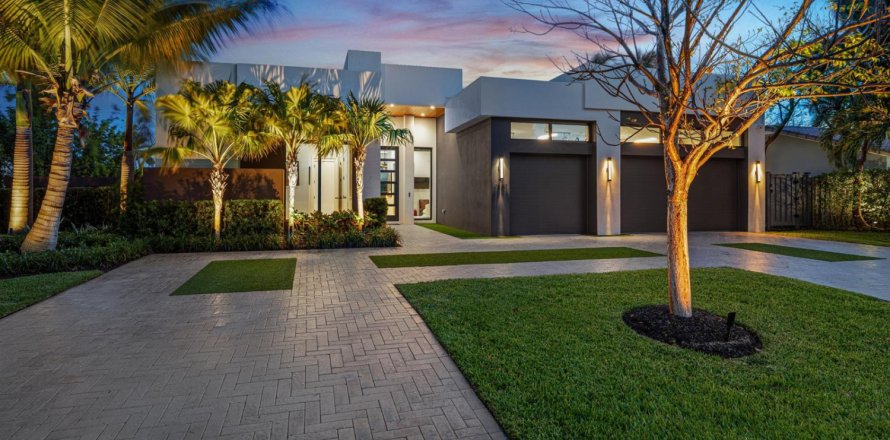 House in Lighthouse Point, Florida 3 bedrooms, 260.59 sq.m. № 2086934