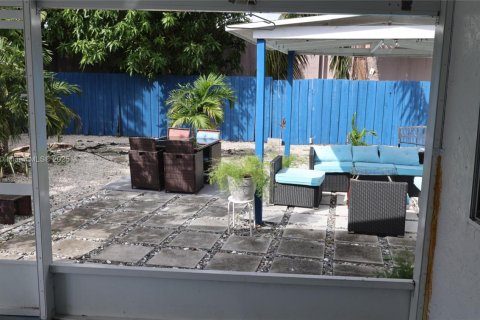 Villa ou maison à vendre à Deerfield Beach, Floride: 3 chambres, 103.4 m2 № 1890664 - photo 27