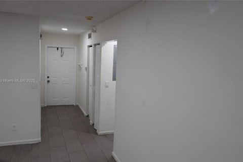 Villa ou maison à vendre à Deerfield Beach, Floride: 3 chambres, 103.4 m2 № 1890664 - photo 14