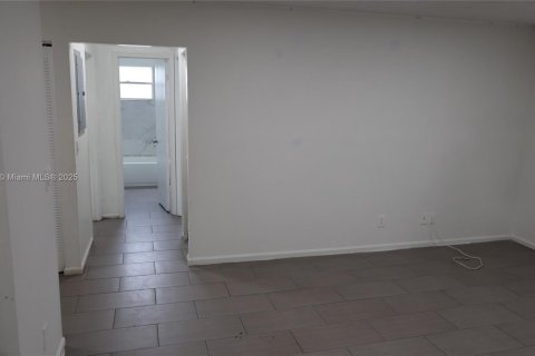 Villa ou maison à vendre à Deerfield Beach, Floride: 3 chambres, 103.4 m2 № 1890664 - photo 13