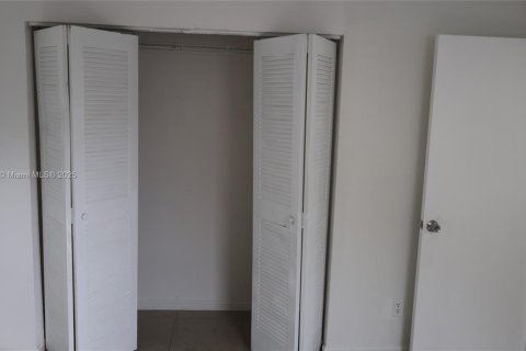 Villa ou maison à vendre à Deerfield Beach, Floride: 3 chambres, 103.4 m2 № 1890664 - photo 15