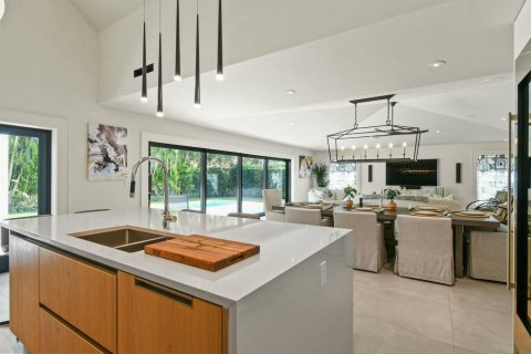 Casa en venta en Jupiter Inlet Colony, Florida, 4 dormitorios, 235.32 m2 № 2176243 - foto 9
