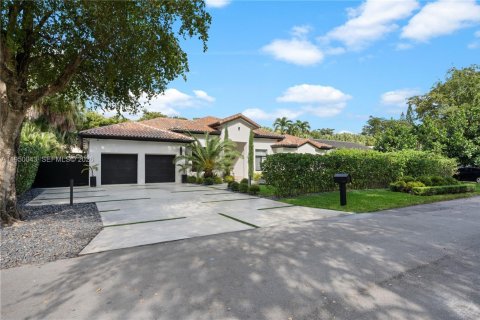 Villa ou maison à Pinecrest, Floride 4 chambres, 315.22 m2 № 2079984