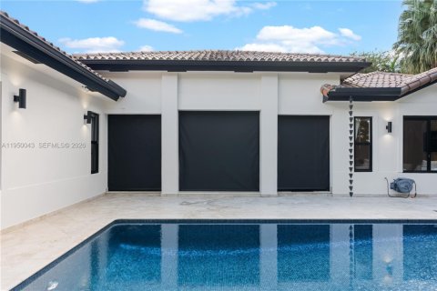 Villa ou maison à vendre à Pinecrest, Floride: 4 chambres, 315.22 m2 № 2079984 - photo 21