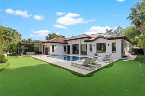 Villa ou maison à vendre à Pinecrest, Floride: 4 chambres, 315.22 m2 № 2079984 - photo 9