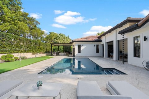 Villa ou maison à vendre à Pinecrest, Floride: 4 chambres, 315.22 m2 № 2079984 - photo 14