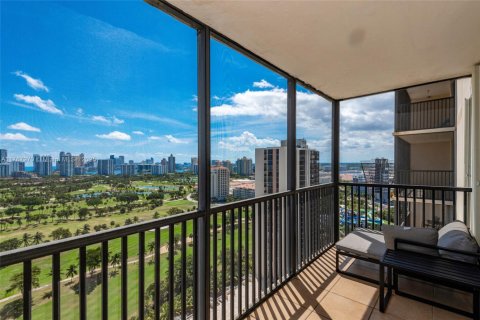 Condo in Aventura, Florida, 2 bedrooms  № 1699637 - photo 1