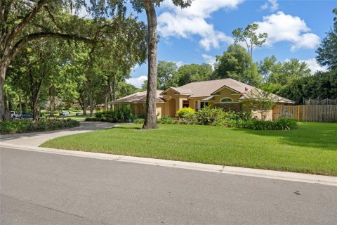Casa en venta en Ocala, Florida, 4 dormitorios, 234.21 m2 № 1840466 - foto 7
