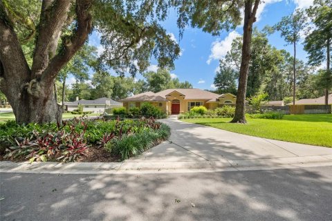 Casa en venta en Ocala, Florida, 4 dormitorios, 234.21 m2 № 1840466 - foto 5