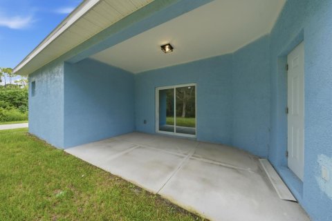 House in Port Charlotte, Florida 3 bedrooms, 153.75 sq.m. № 2190291 - photo 29