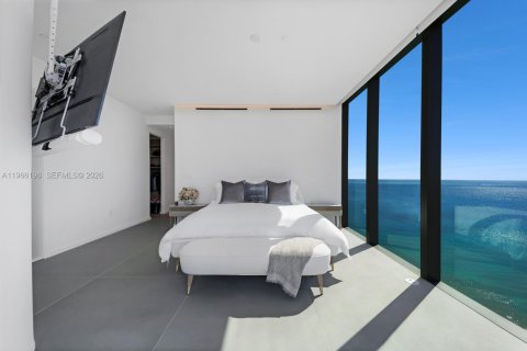 Copropriété à vendre à Hallandale Beach, Floride: 3 chambres, 236.44 m2 № 2030859 - photo 20