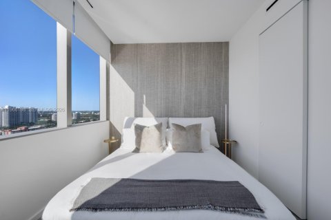 Copropriété à vendre à Hallandale Beach, Floride: 3 chambres, 236.44 m2 № 2030859 - photo 28