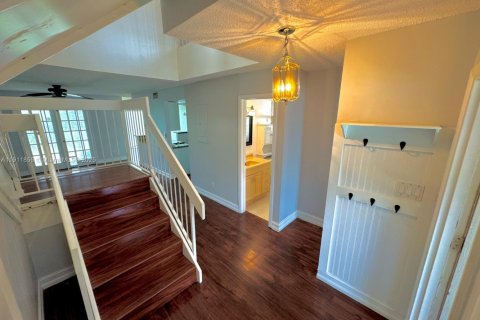 Touwnhouse à louer à Coral Springs, Floride: 4 chambres, 157 m2 № 1968109 - photo 9