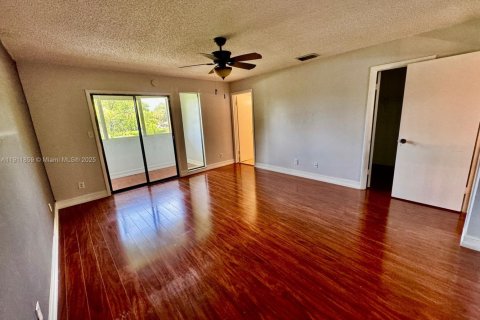 Touwnhouse à louer à Coral Springs, Floride: 4 chambres, 157 m2 № 1968109 - photo 27