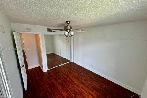 Touwnhouse à louer à Coral Springs, Floride: 4 chambres, 157 m2 № 1968109 - photo 20