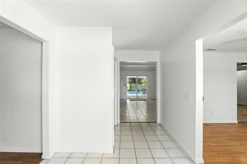 Casa en venta en Longwood, Florida, 4 dormitorios, 198.44 m2 № 1881210 - foto 4