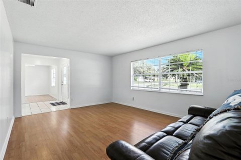 Casa en venta en Longwood, Florida, 4 dormitorios, 198.44 m2 № 1881210 - foto 6