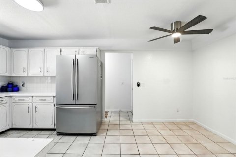 Casa en venta en Longwood, Florida, 4 dormitorios, 198.44 m2 № 1881210 - foto 13