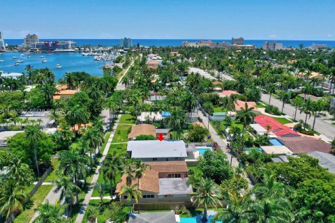 Casa en venta en Hollywood, Florida, 4 dormitorios, 197.6 m2 № 1990768 - foto 26