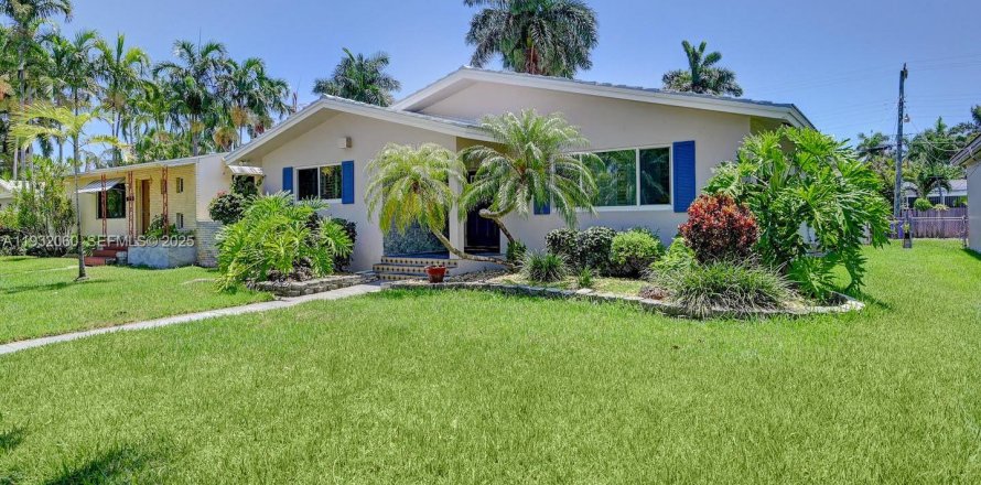 Casa en Hollywood, Florida 4 dormitorios, 197.6 m2 № 1990768