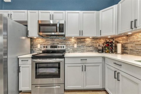 Casa en venta en North Port, Florida, 3 dormitorios, 189.71 m2 № 1843957 - foto 3