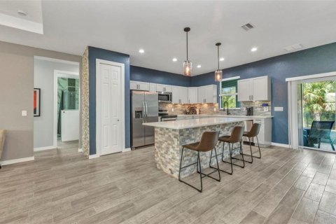 Casa en venta en North Port, Florida, 3 dormitorios, 189.71 m2 № 1843957 - foto 28