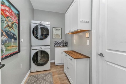 Casa en venta en North Port, Florida, 3 dormitorios, 189.71 m2 № 1843957 - foto 9