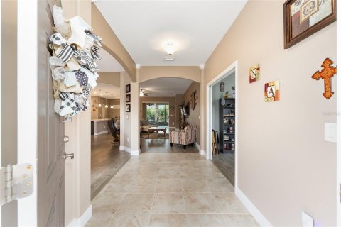House in Leesburg, Florida 4 bedrooms, 234.49 sq.m. № 2201356 - photo 6