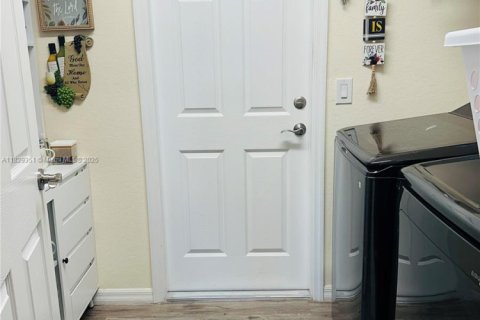 Villa ou maison à louer à LaBelle, Floride: 3 chambres № 1804243 - photo 22