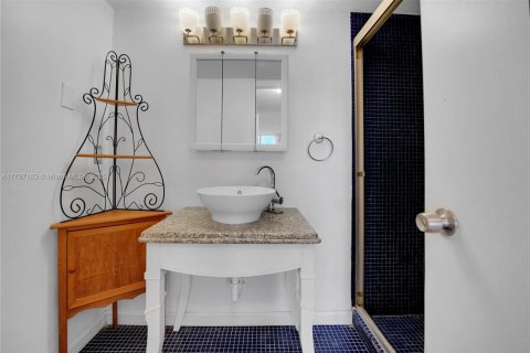 Condo in Aventura, Florida, 1 bedroom  № 1861165 - photo 28