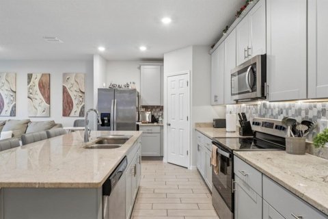 Villa ou maison à vendre à Davenport, Floride: 4 chambres, 169.36 m2 № 2312972 - photo 8