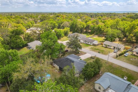 House in DeBary, Florida 3 bedrooms, 150.32 sq.m. № 2424059 - photo 24
