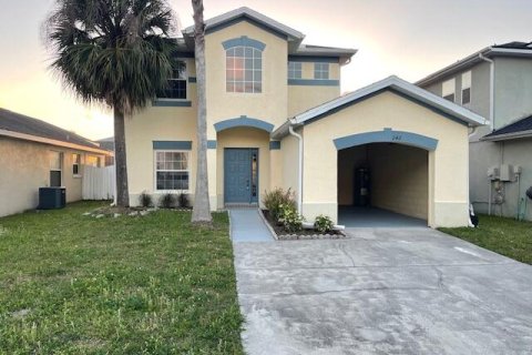 House in Kissimmee, Florida 4 bedrooms, 170.01 sq.m. № 1092238 - photo 1